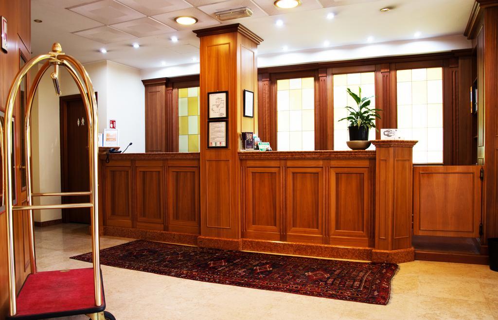 Hotel Visconti เมลโซ ภายนอก รูปภาพ